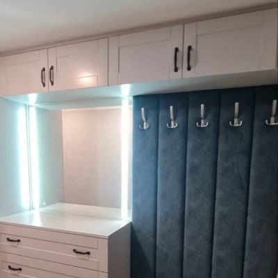 зеркало с подсветкой в прихожую