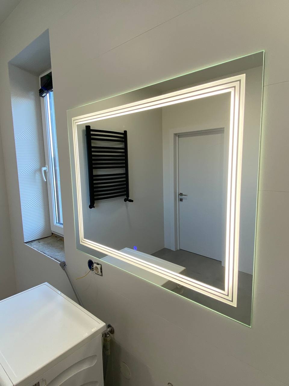 Изготовление зеркал с подсветкой в Бресте